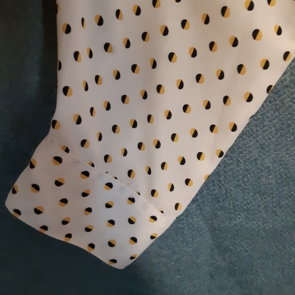 Polka dot blouse - Picture 2 of 5